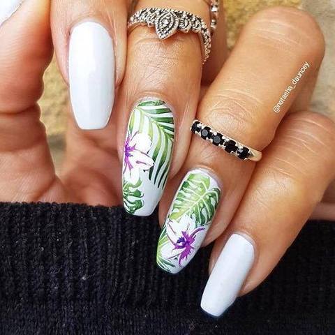 Apothaka founder Natasha Dauncey talks to Clawgasmic about nail care